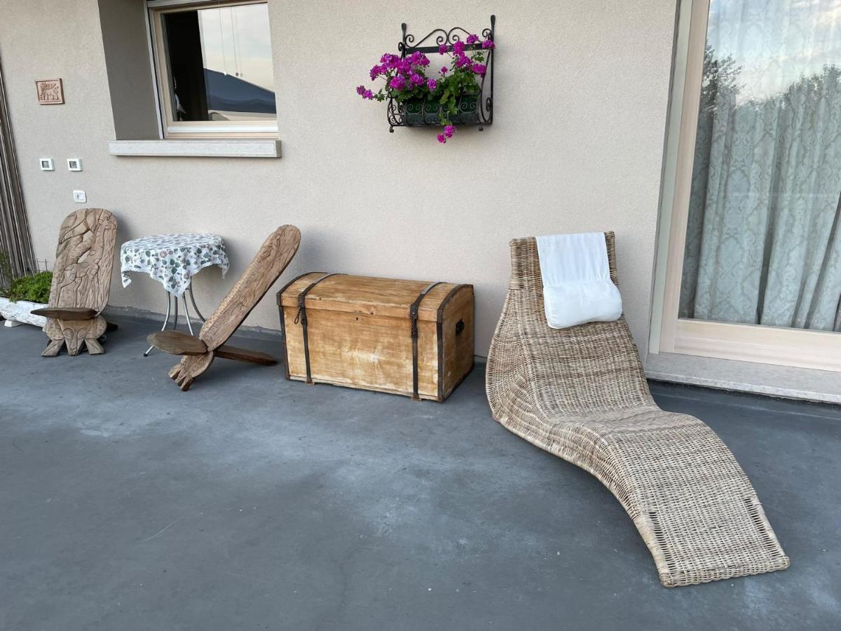 Locazione Turista Cocode Bed & Breakfast Miane Exterior photo